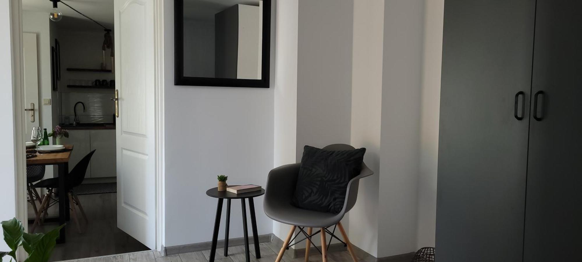 Apartamenty Pod Uwalonym Debem Jezow Sudecki Exterior foto